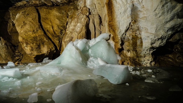 led v jeskyni